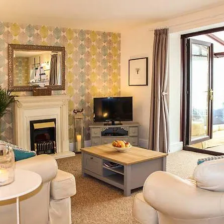 Barn Cottage, Saltburn-by-the-sea * Hinderwell
